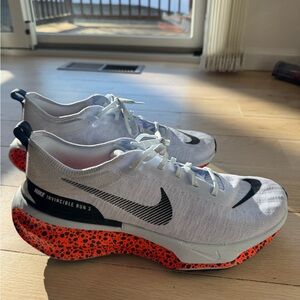 Nike ZoomX Invincible 3 Electric Pack Size 14